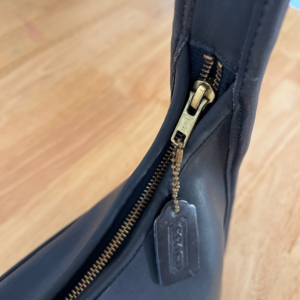 Coach Vintage Ergo Pocket Zip Bag Glovetanned Leather 9033 Black - Picture 5 of 12